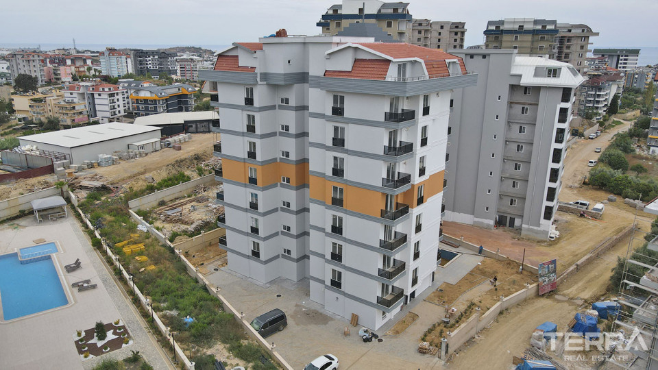 Bargain Apartments in a Luxury Residential Complex in Alanya Avsallar