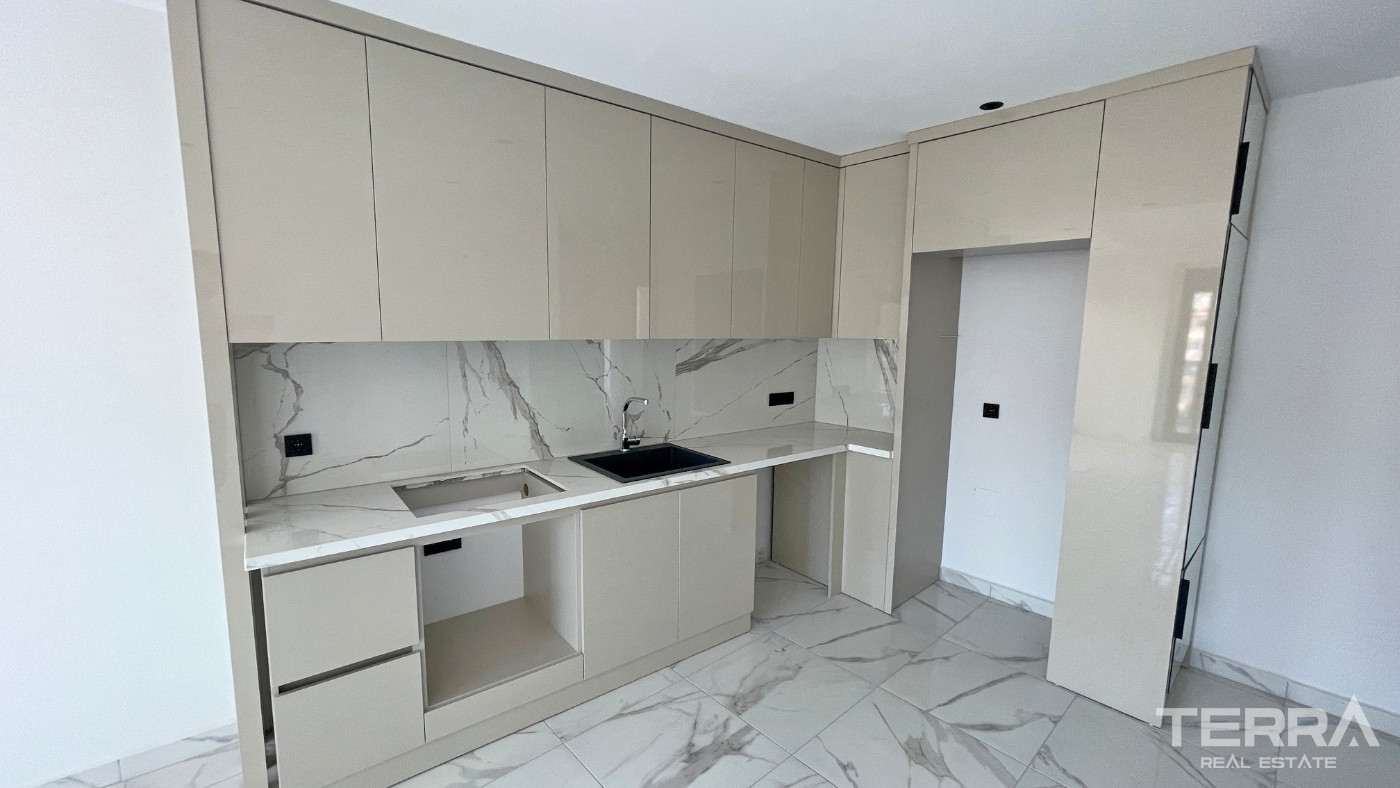 Modernly Designed Apartments in Alanya Oba at Affordable Prices - 101399