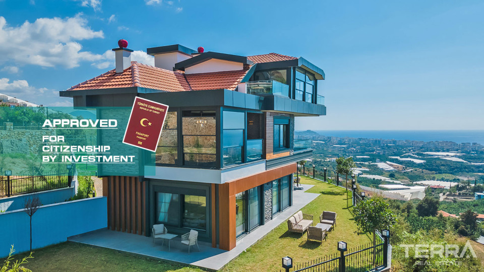 Sea View Villa with Private Swimming Pool in Alanya, Kestel
