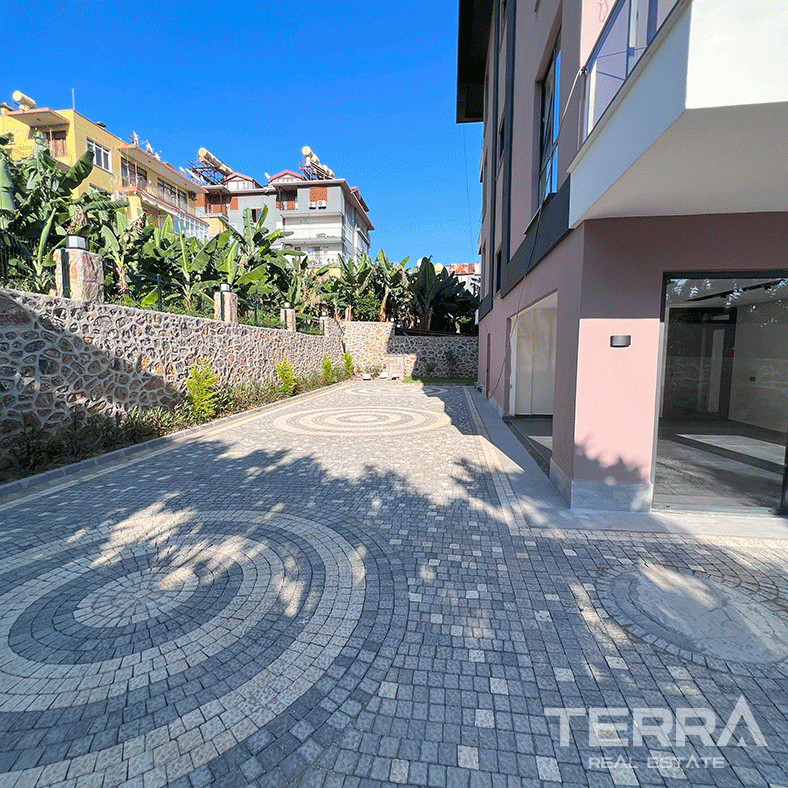 Alanya'da Merkezi Konumda Muhteşem Deniz Manzaralı Daireler - 97587