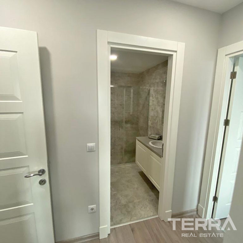 Investment Flats in Istanbul, Kadiköy with Proximity to Metro Stations - 64943