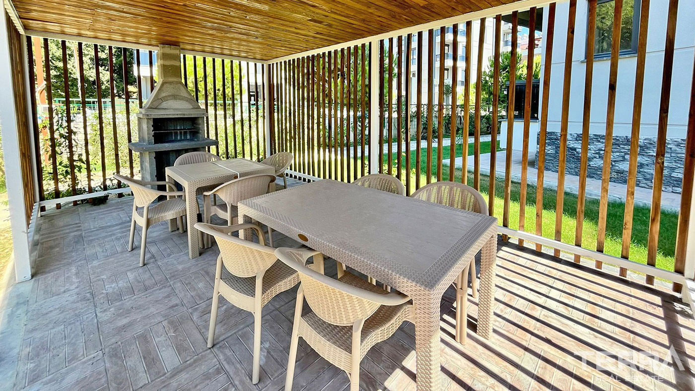 Investment Apartments in Luxury Complex with Swimming Pool - 98551