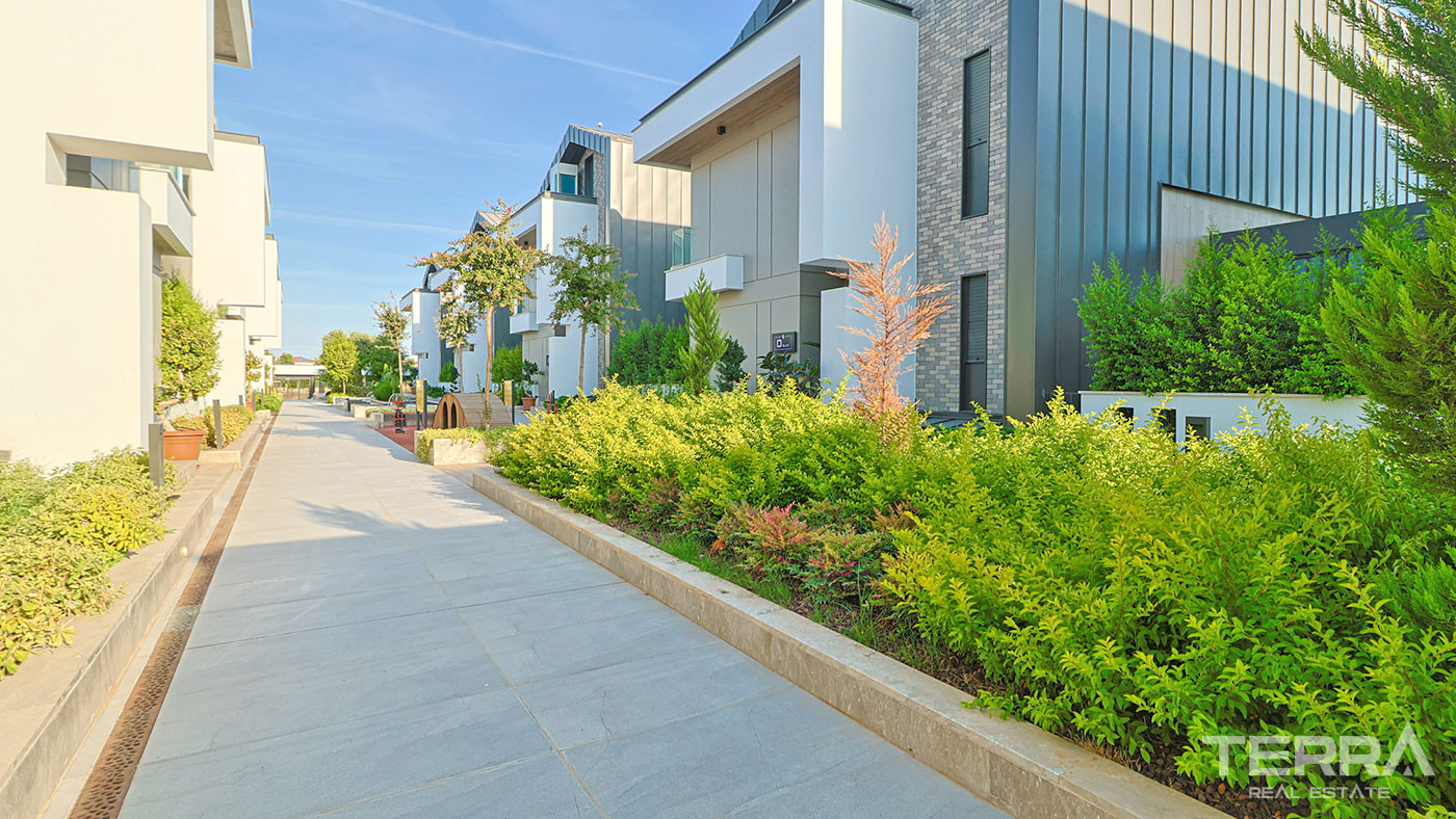 Smartly-Designed Villas in Antalya, Döşemealtı with Private Pool - 98249