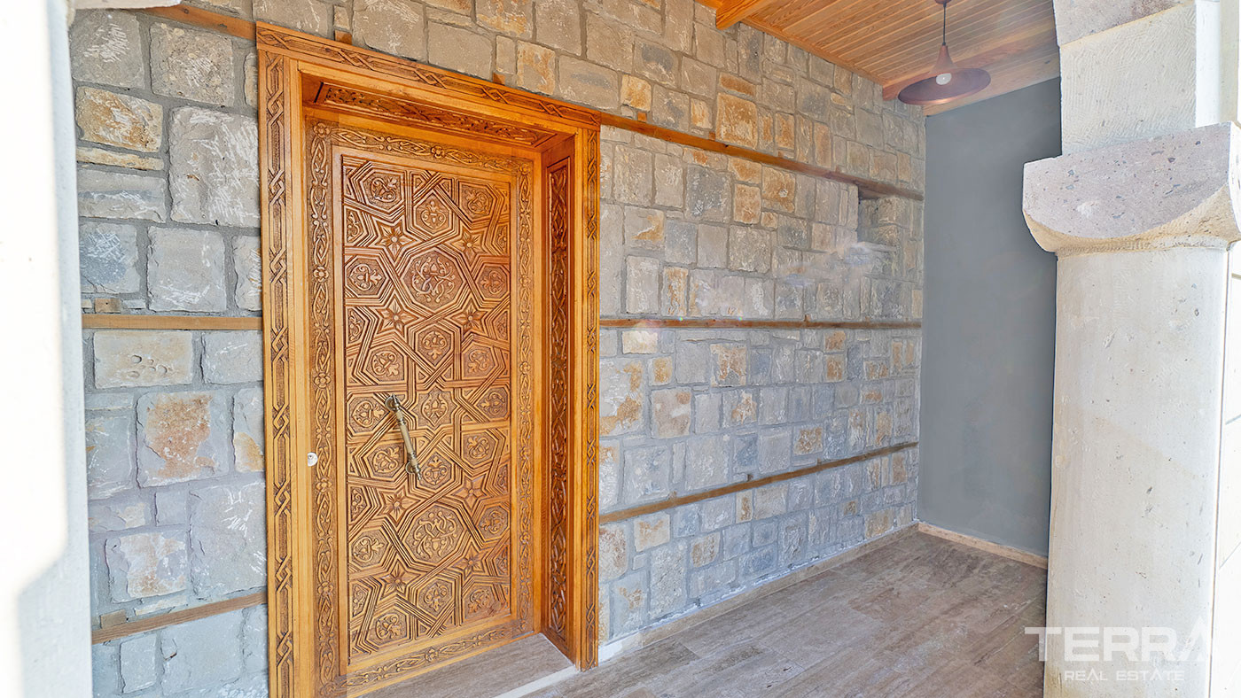 Outstanding Stone Villa in Avsallar, Alanya with Sea View - 67834