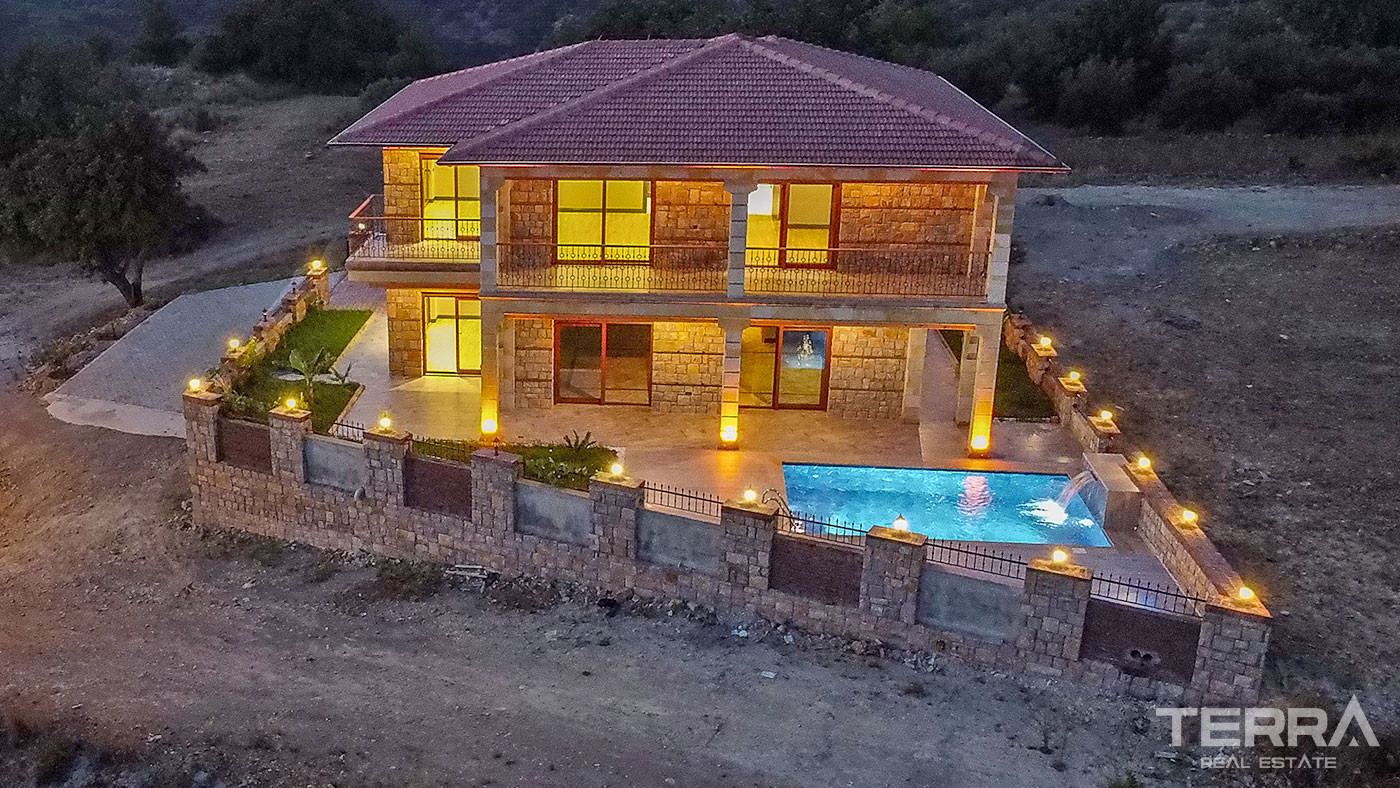 Outstanding Stone Villa in Avsallar, Alanya with Sea View - 67837