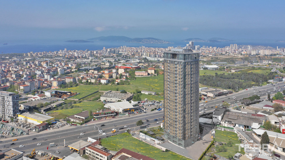Luxury Flats Overlooking the Sea in Nanda Tower in Istanbul, Kartal