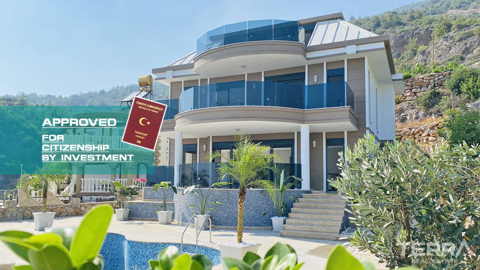 Tranquil and Spacious Alanya Villa Intertwined with Nature in Cikcilli