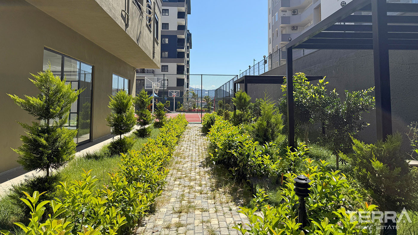 New Apartments Intertwined with the City and Nature in Alanya, Konaklı - 103864
