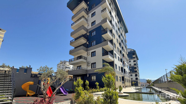 New Apartments Intertwined with the City and Nature in Alanya, Konaklı