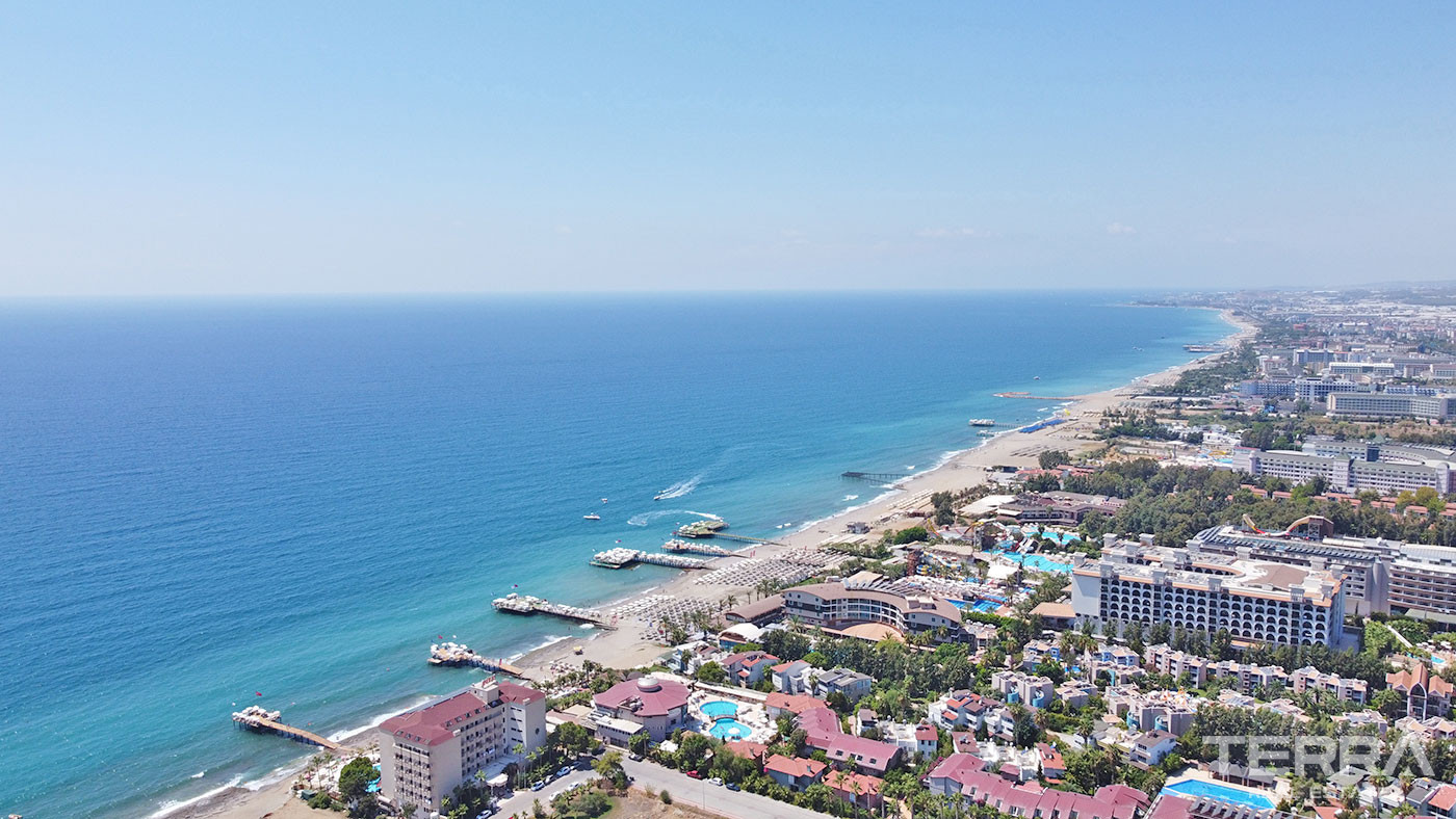 Alanya Flats in a Luxury Complex with Shopping Mall and Private Beach - 70326