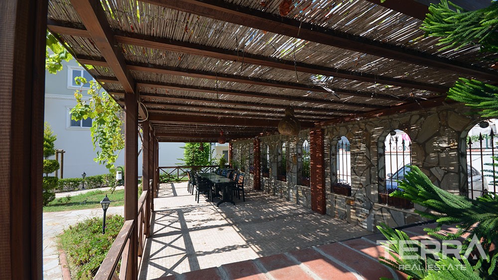 Well-Located Comfortable Apartments in Alanya at Seastar Residence - 2021