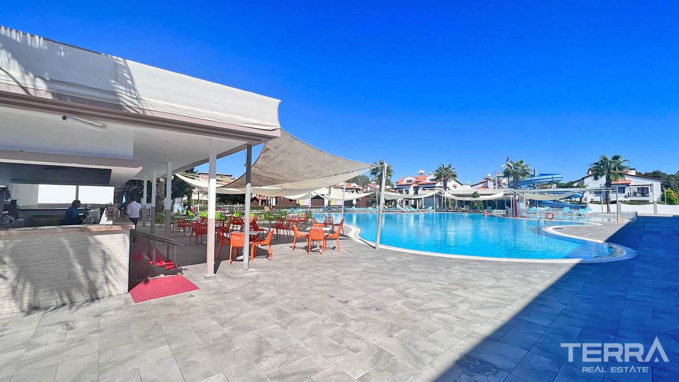 Semi-Detached Golf Villa with Resort Hotel Facilities in Belek - 71180