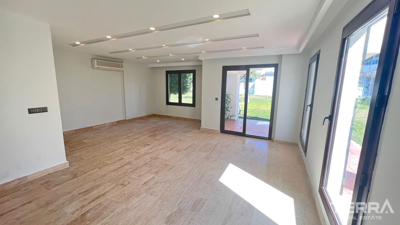 Semi-Detached Golf Villa with Resort Hotel Facilities in Belek - 71200