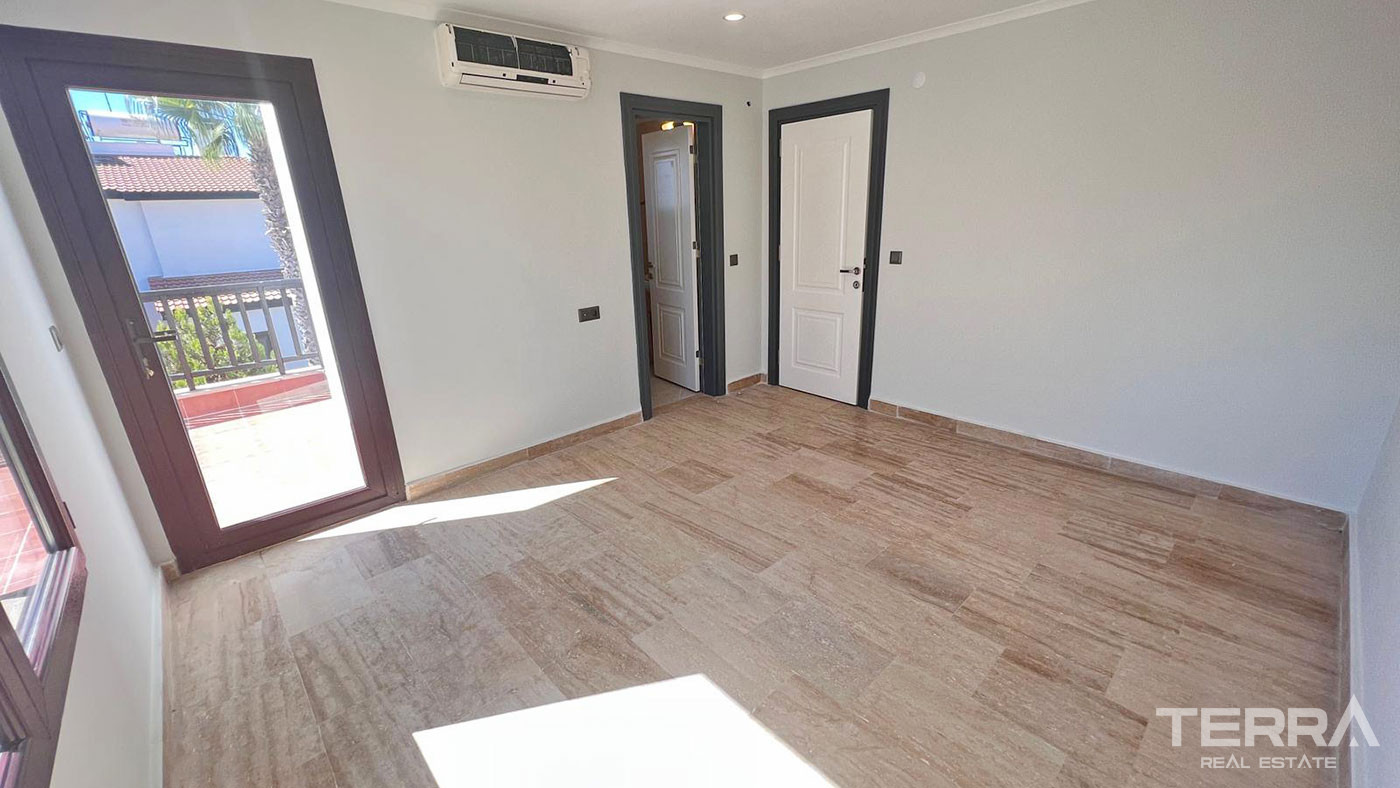 Semi-Detached Golf Villa with Resort Hotel Facilities in Belek - 71207