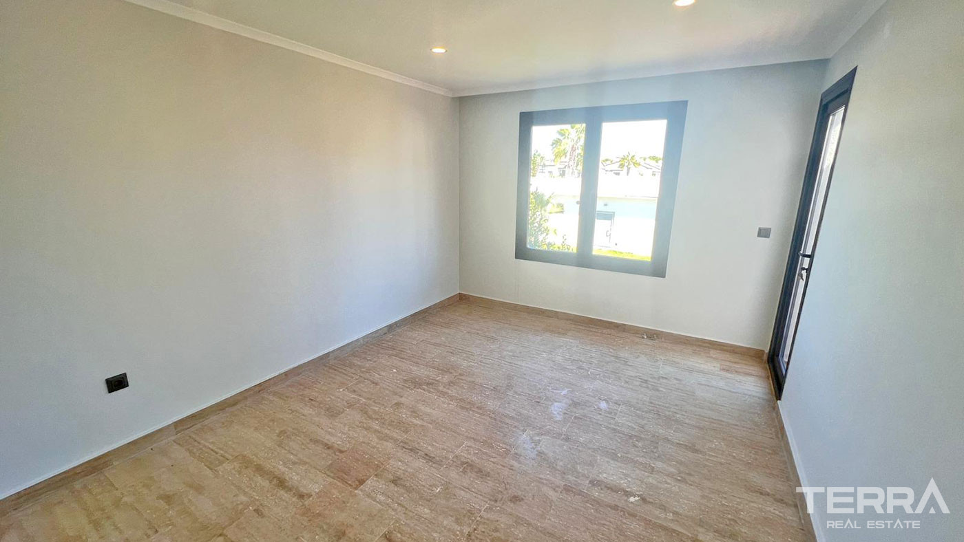 Semi-Detached Golf Villa with Resort Hotel Facilities in Belek - 71213