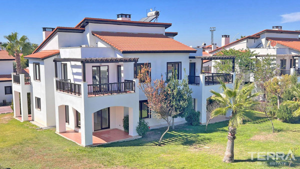 Villa Jumelée avec Prestations Hôtelières Près des Terrains de à Belek