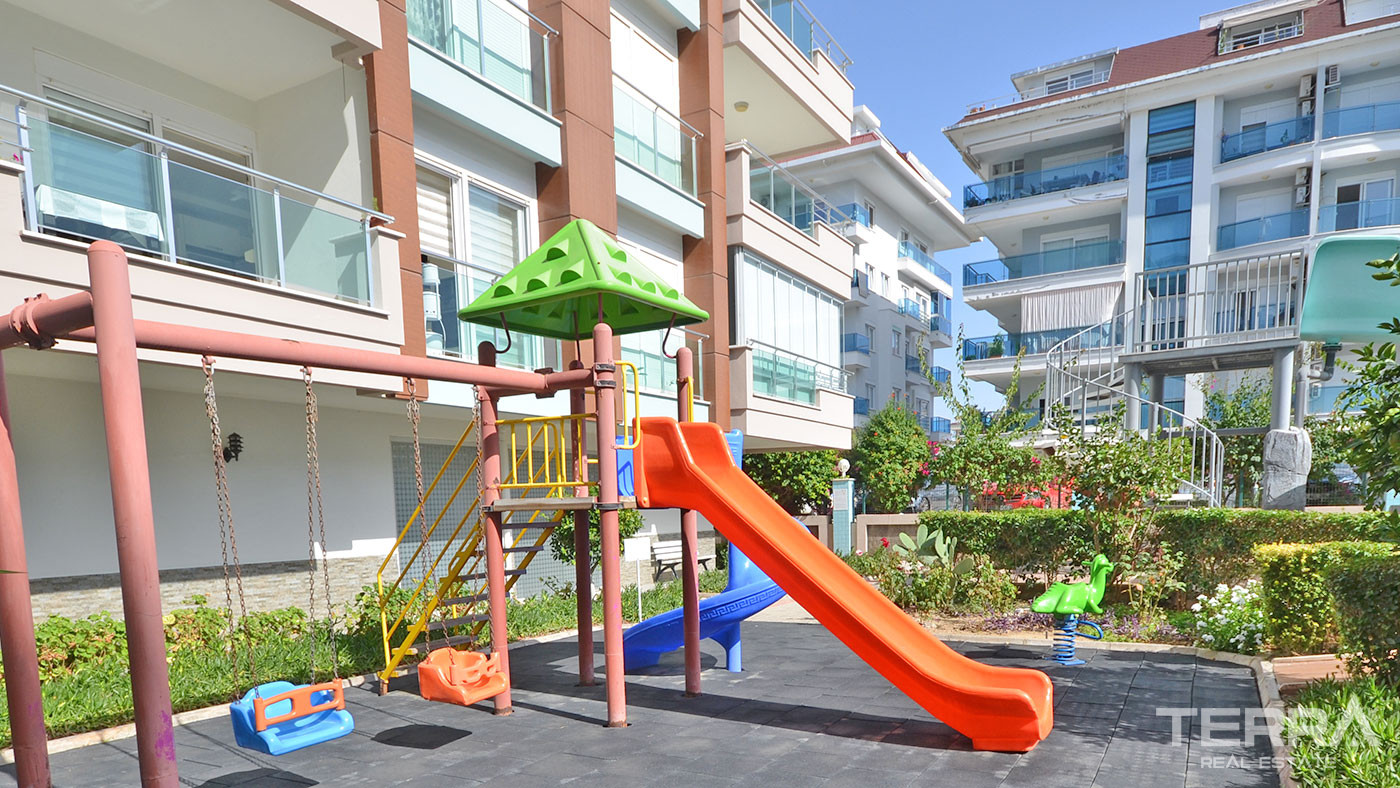 Modern and Stylish Seafront Apartment in Kestel, Alanya - 71263