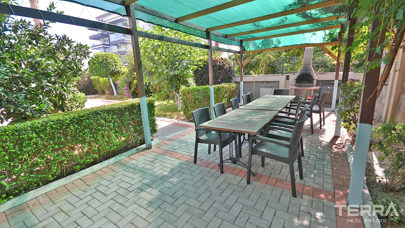 Modern and Stylish Seafront Apartment in Kestel, Alanya - 71266