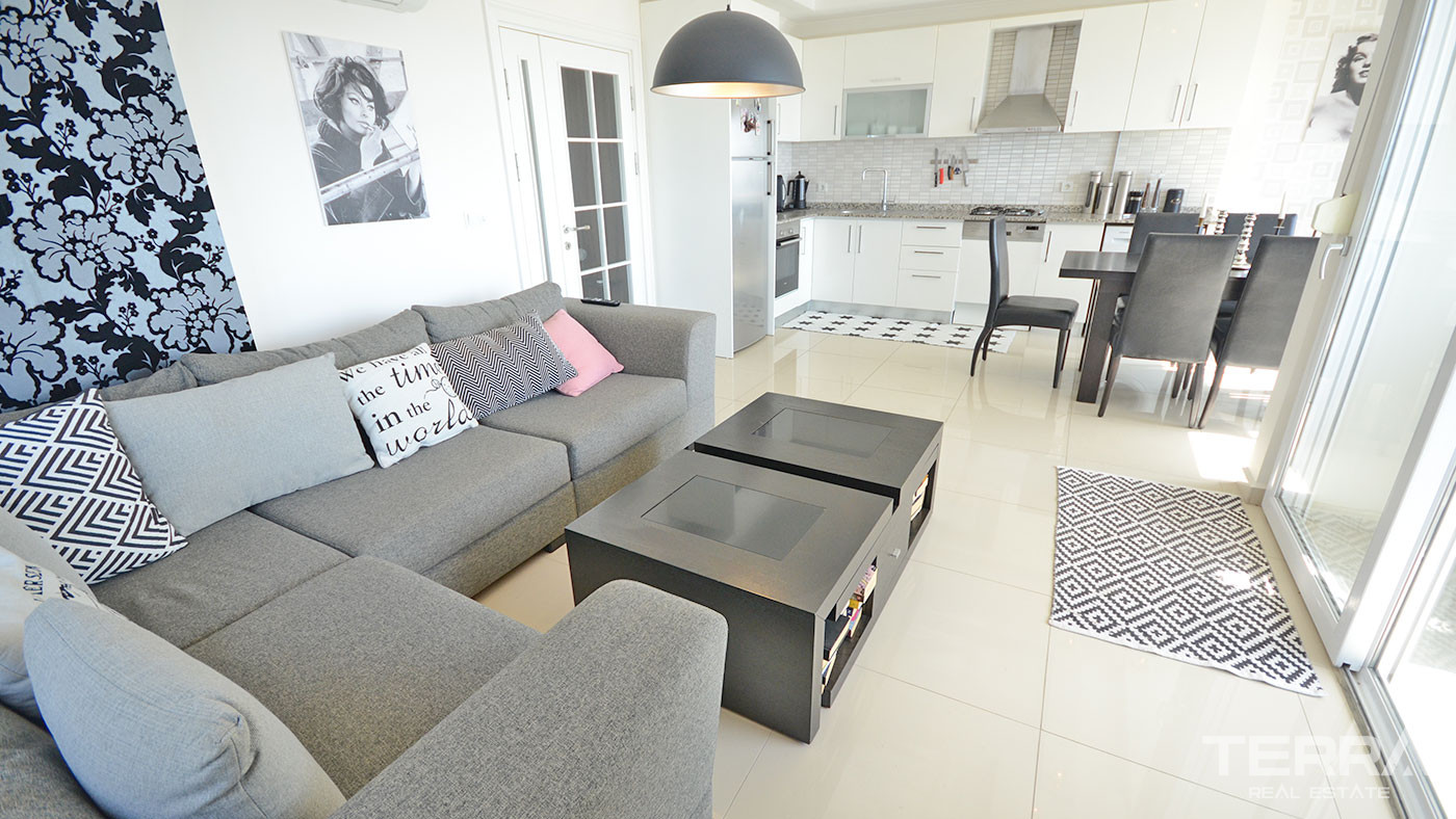 Modern and Stylish Seafront Apartment in Kestel, Alanya - 71287