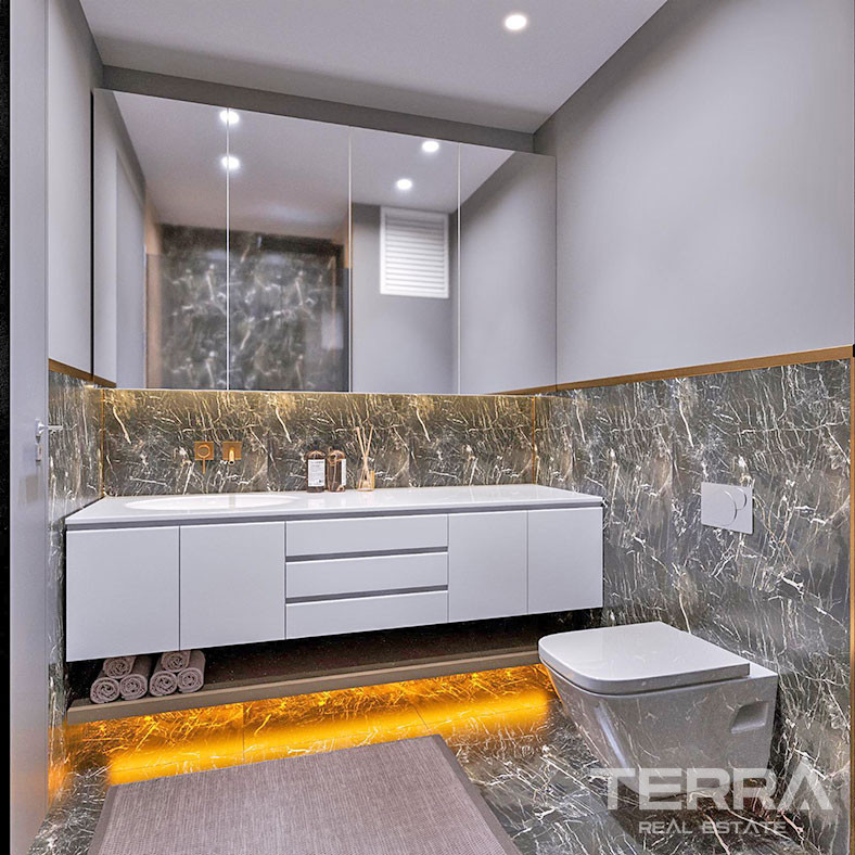 Sophisticated Flats with Sea View in Mersin, 750 m from the Beach - 71619