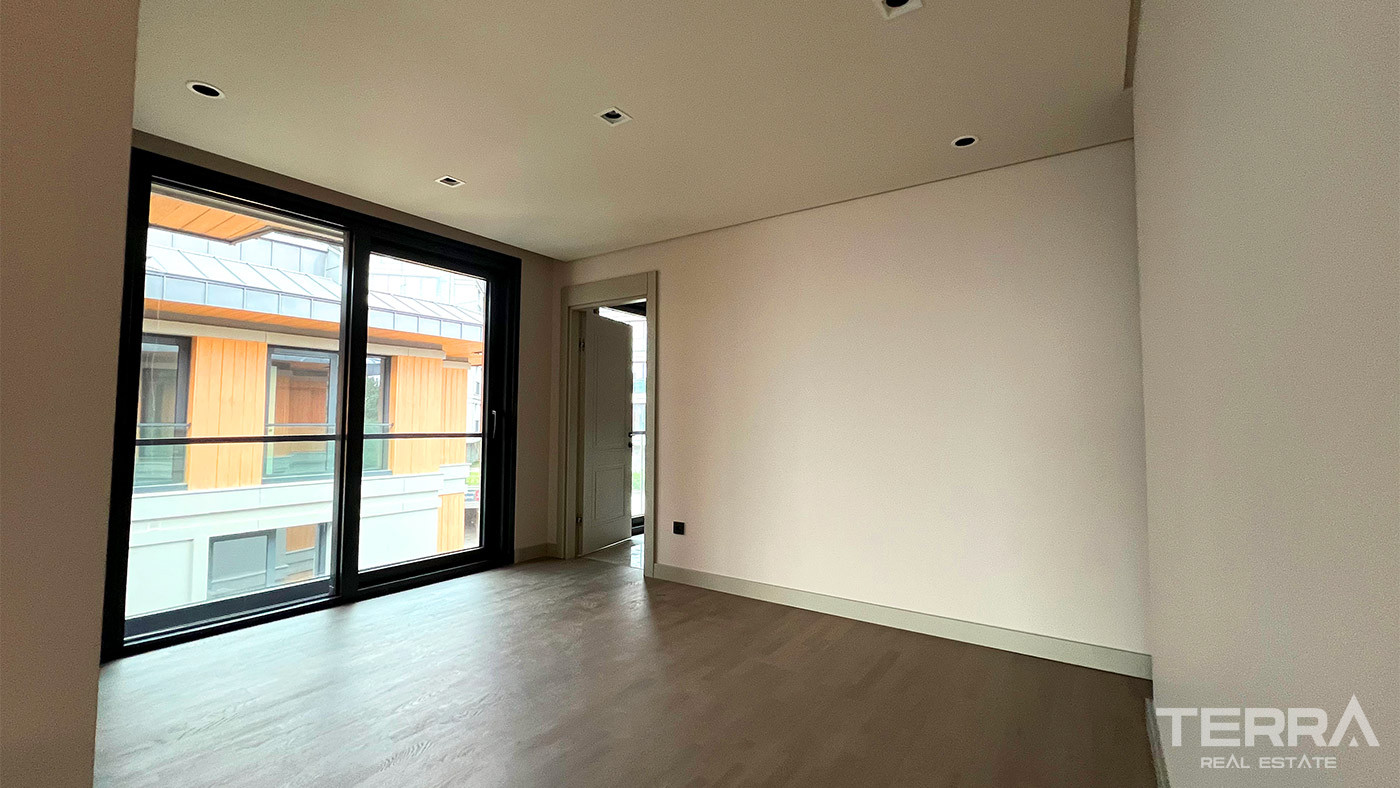 Ready to Move Luxury Apartments in Istanbul Offer Panoramic City View - 72144