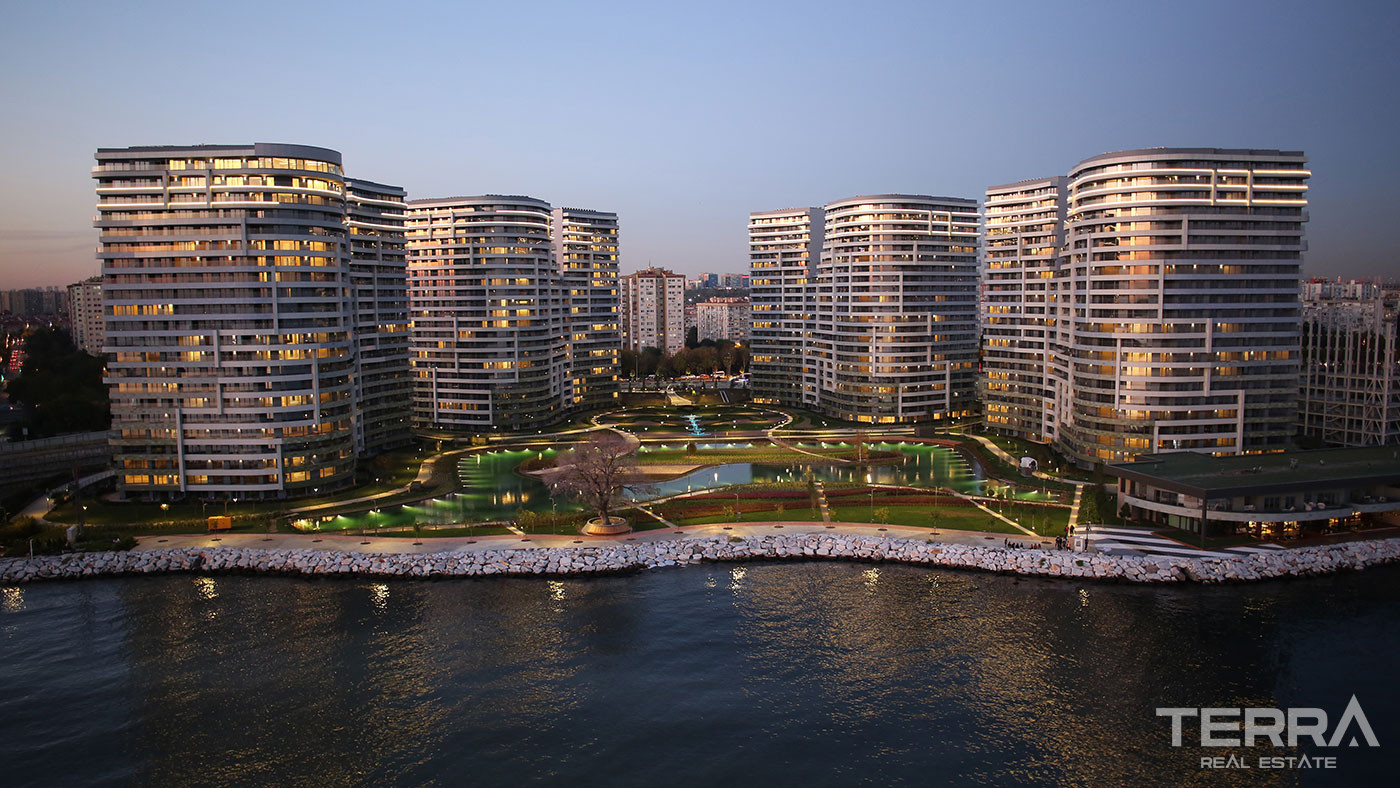 Key Ready Seafront Apartments with Magnificent Views in Istanbul - 73144