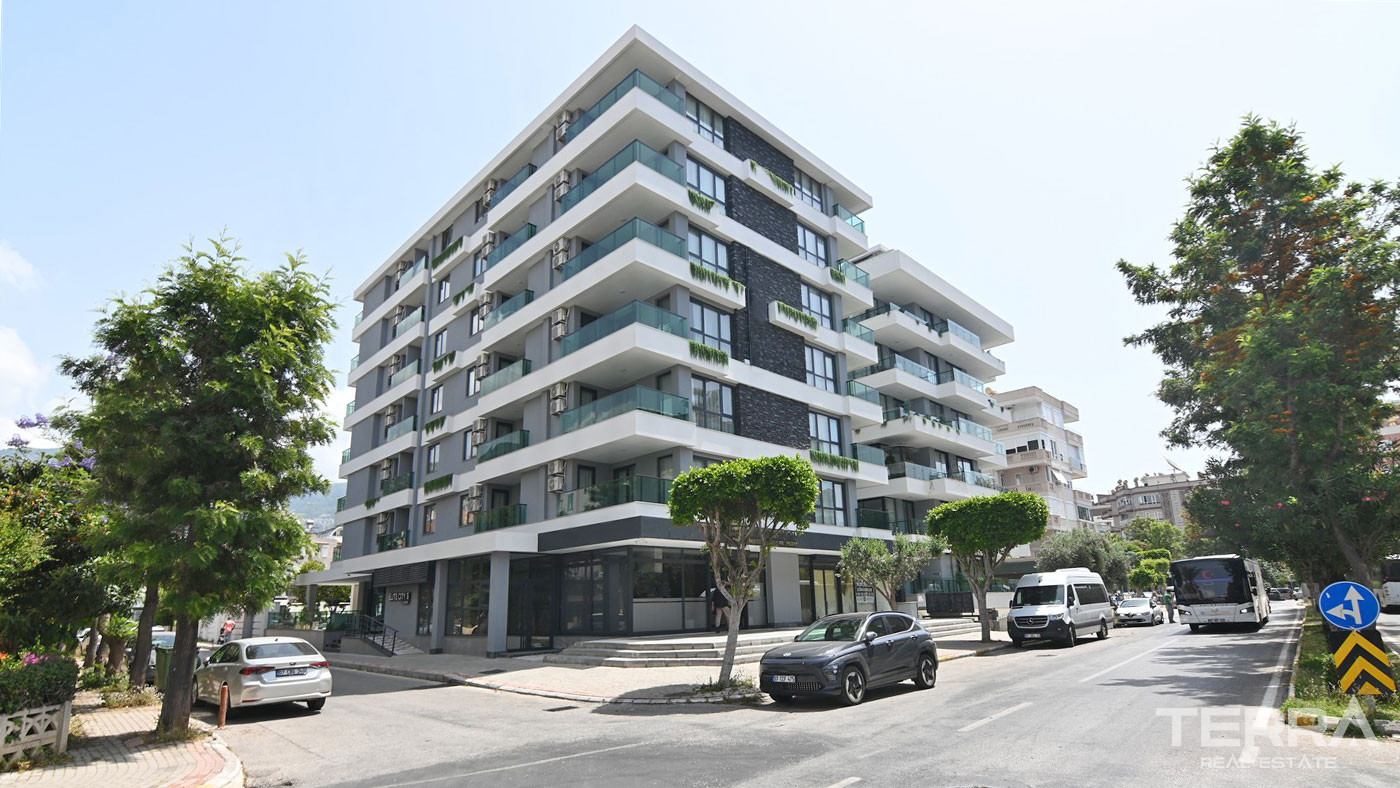Fully Furnished New Apartments in Alanya Center 350 m from the Beach - 103848