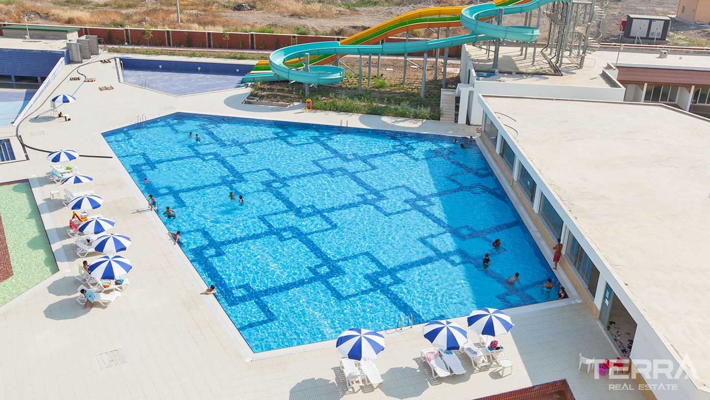 Ready to Move Mersin Flats with Sea View and Rich Social Facilities - 74450