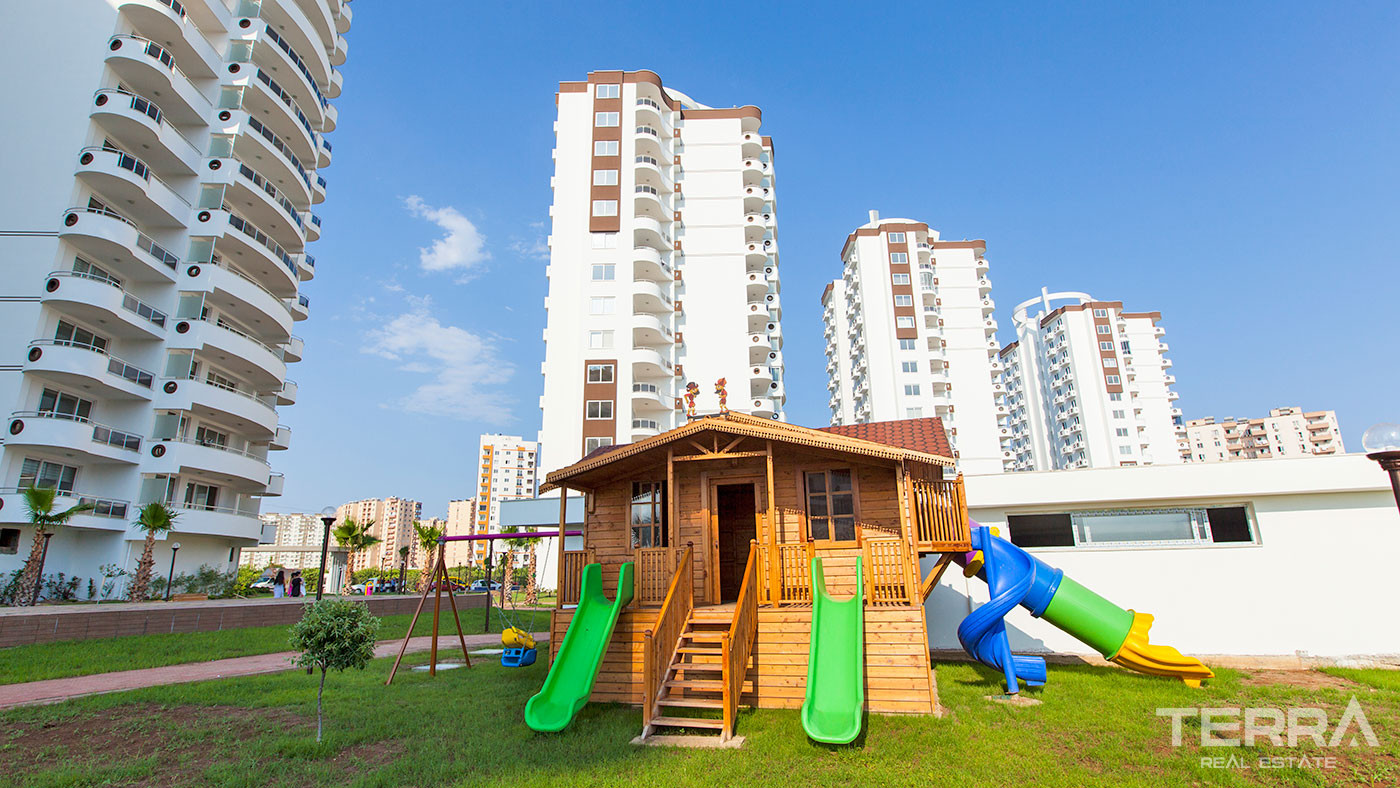 Ready to Move Mersin Flats with Sea View and Rich Social Facilities - 74453