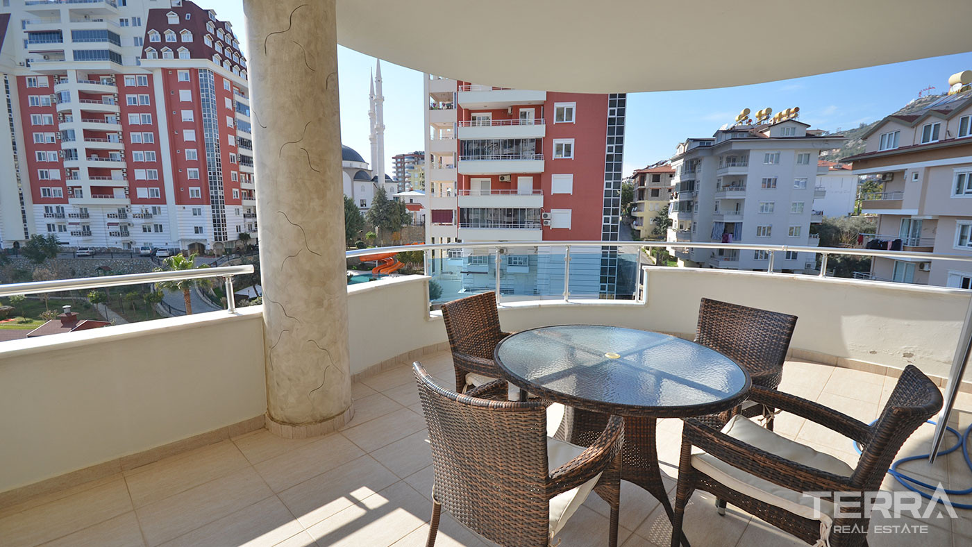 Rich Social Features from Bargain Flat Near the Alanya Center - 74826