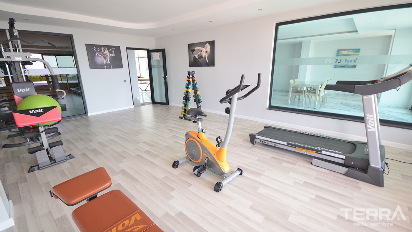 Spectacular Seafront Apartment with Stylish Furnishings in Alanya - 74834