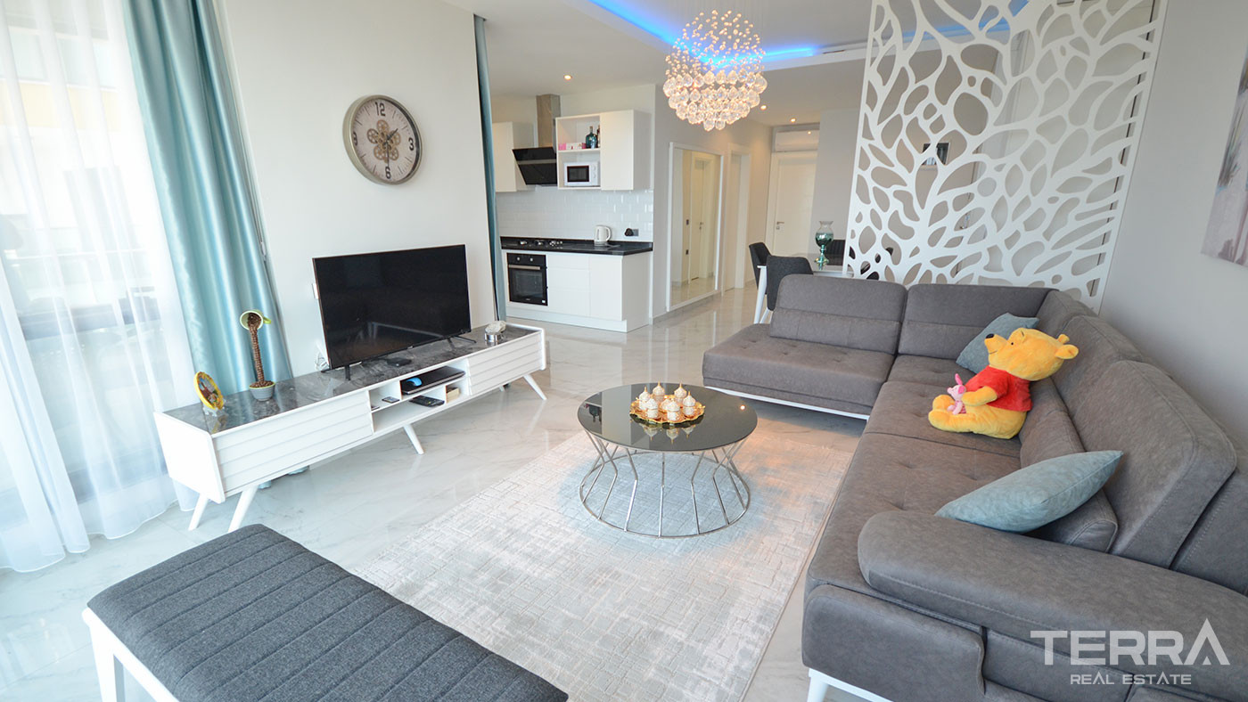 Spectacular Seafront Apartment with Stylish Furnishings in Alanya - 74838