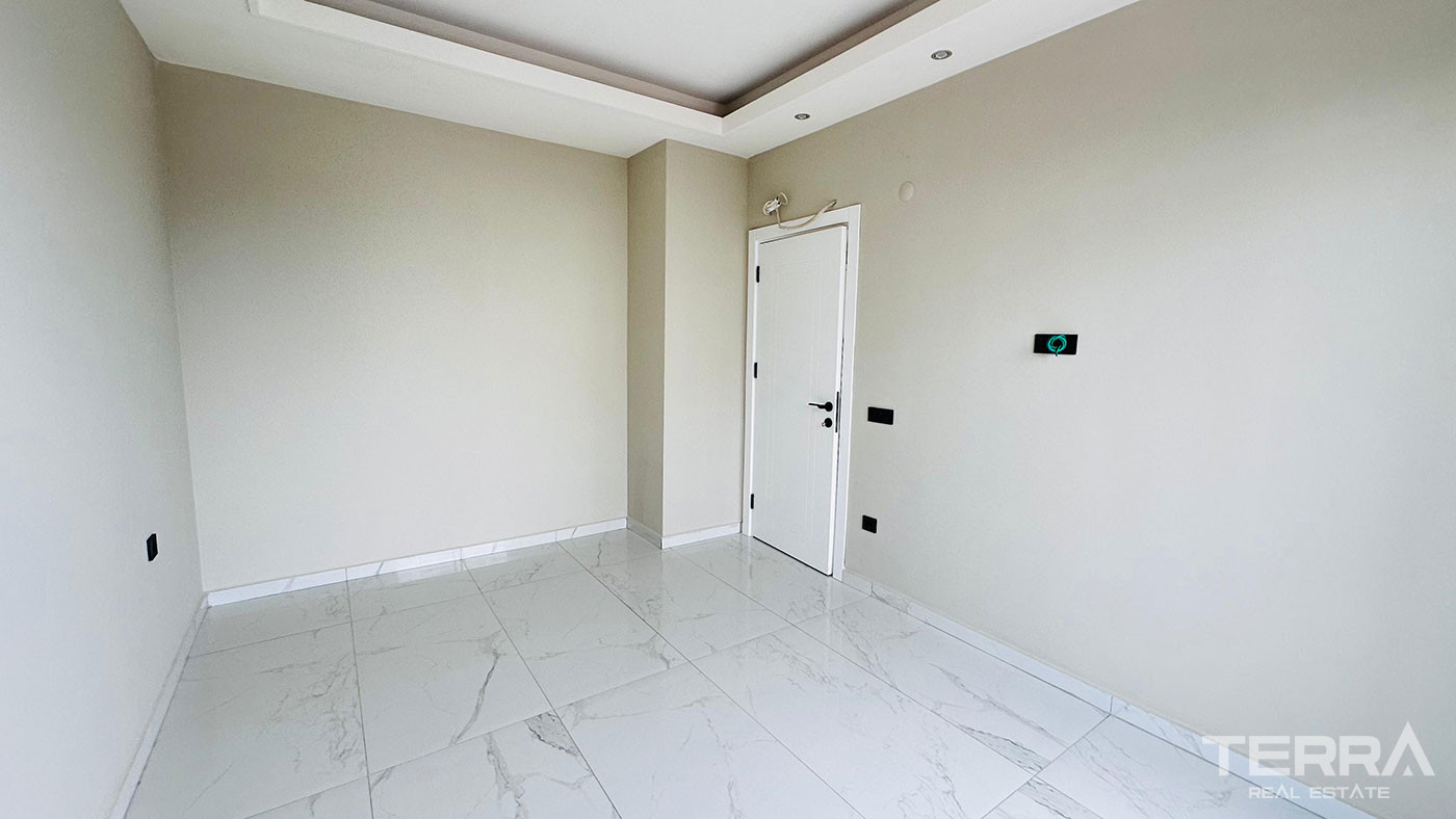 Boutique Complex of Sea View Apartments 100 M from The Beach in Alanya - 98319