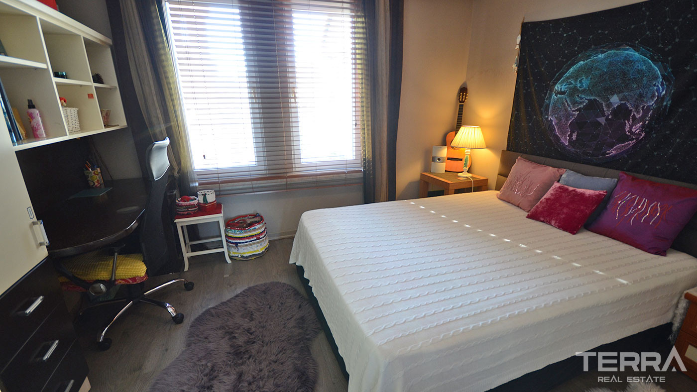 Seafront Apartment for Sale in central Alanya, Turkey - 75606