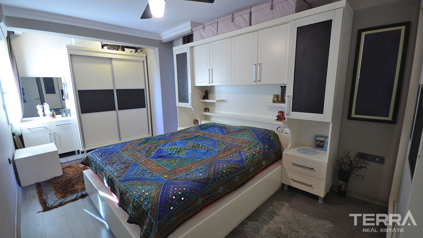 Seafront Apartment for Sale in central Alanya, Turkey - 75609