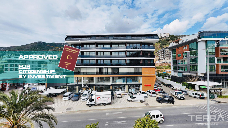 Sea View Apartments in the Center of Alanya, 450 m from the Beach