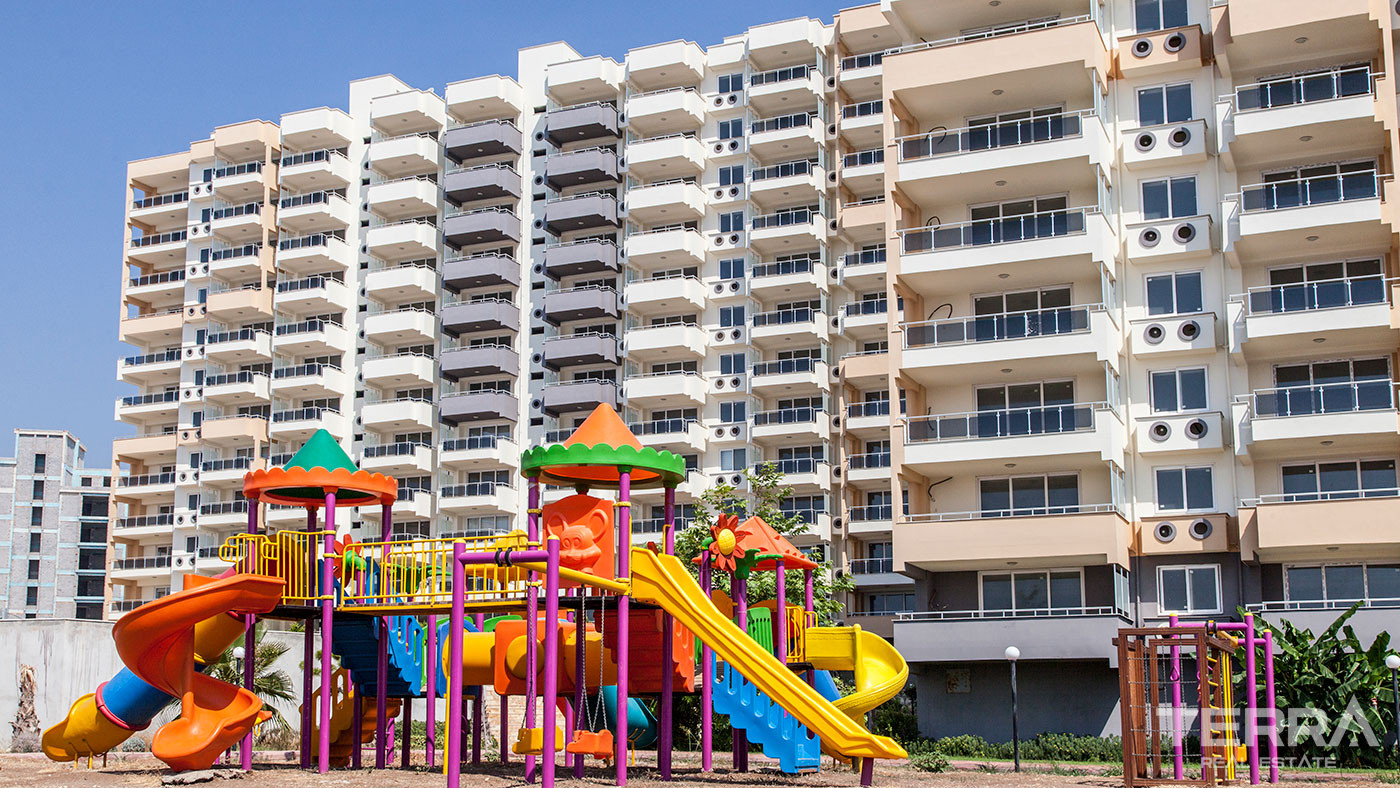 Turnkey Flats by the Sea Equipped with Top Quality Materials in Mersin - 75805