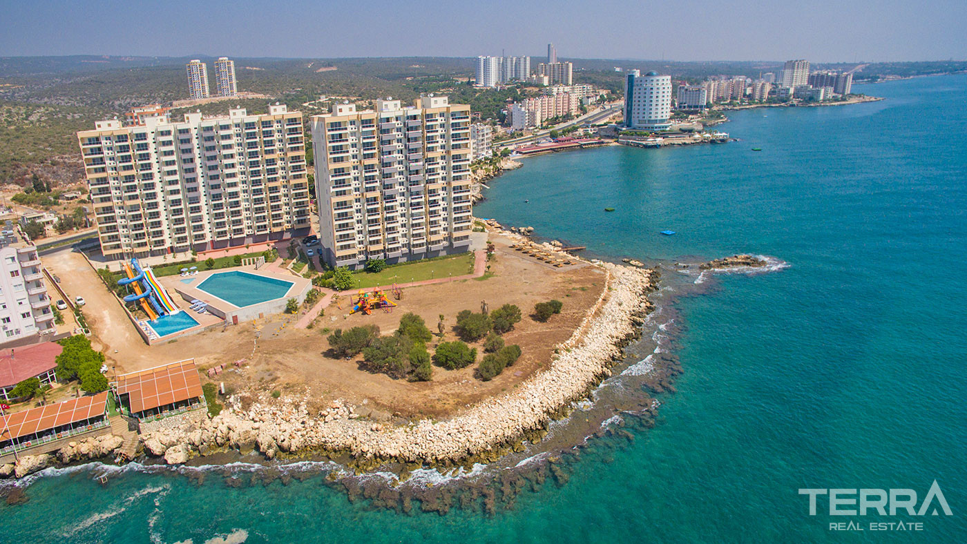 Turnkey Flats by the Sea Equipped with Top Quality Materials in Mersin - 75806