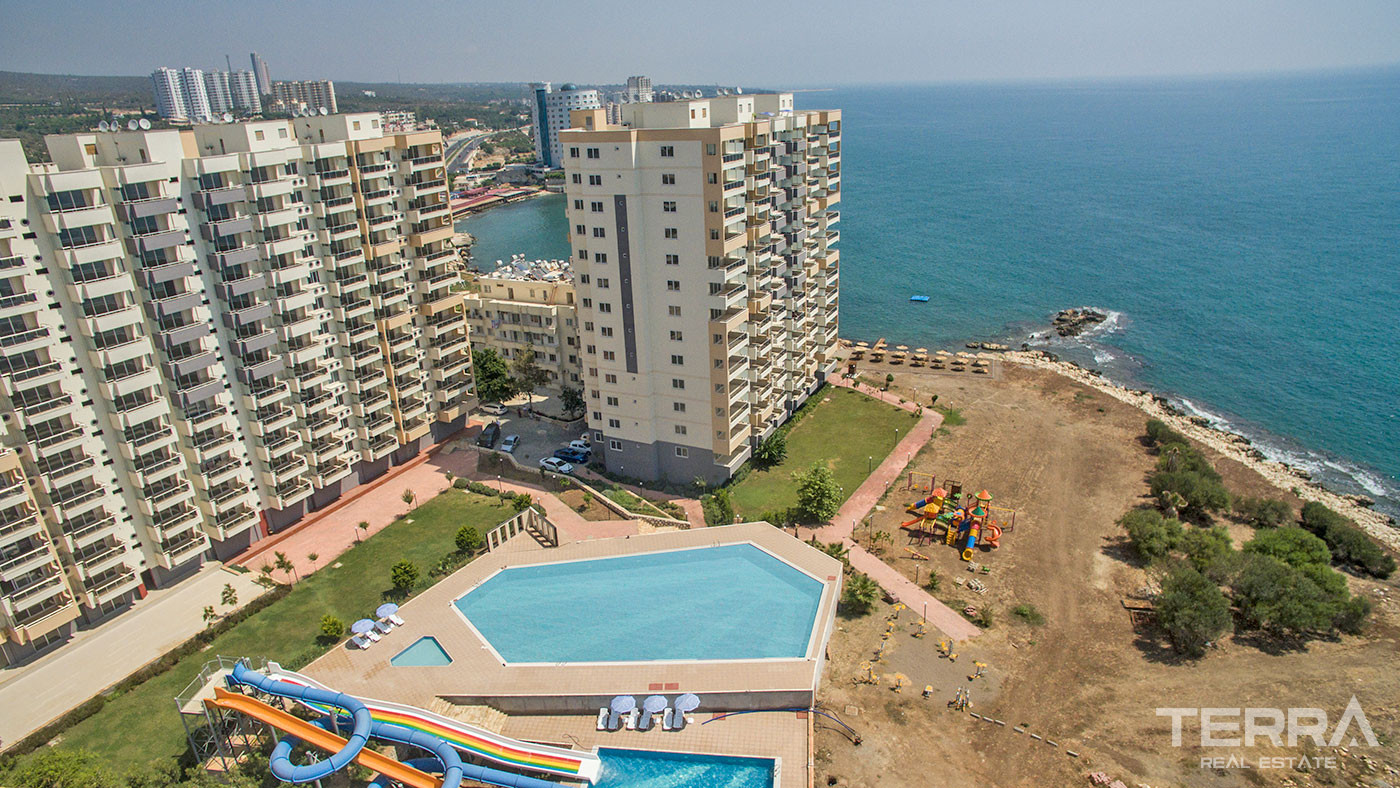 Turnkey Flats by the Sea Equipped with Top Quality Materials in Mersin - 75816