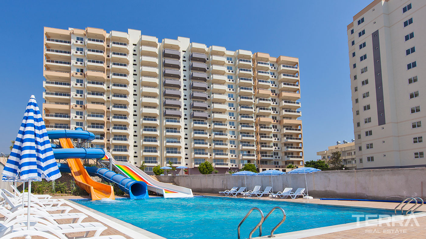 Turnkey Flats by the Sea Equipped with Top Quality Materials in Mersin - 75821