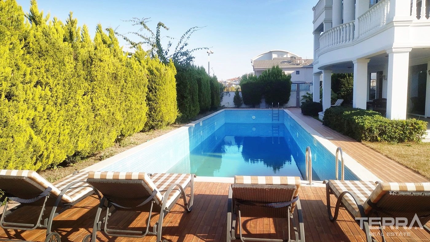 Von der türkischen Staatsbürgerschaft anerkannte Villa mit exklusivem Design in Belek - 77390