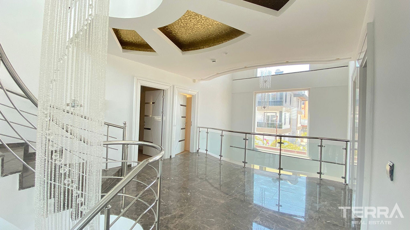 Von der türkischen Staatsbürgerschaft anerkannte Villa mit exklusivem Design in Belek - 77406