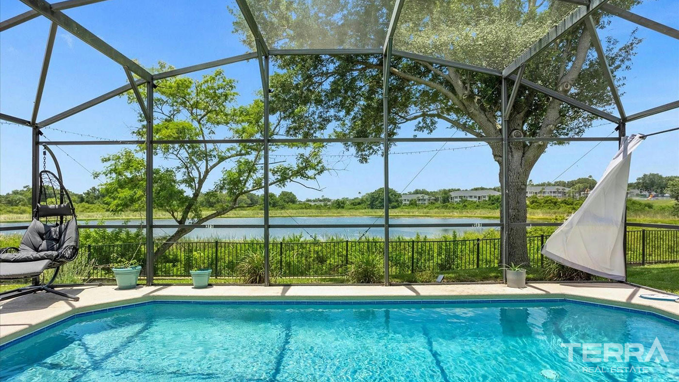 Florida Villas with Award Winning Golf Course in Orlando - 77930