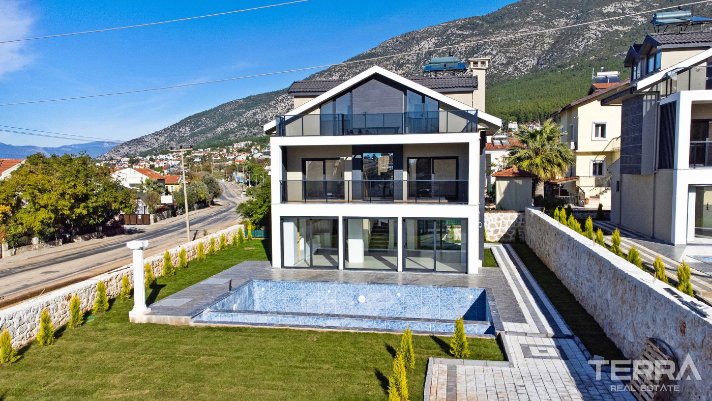 4 Bedroom Investment Villas Near the Center of Fethiye - 95112