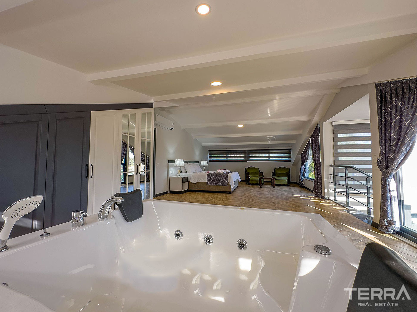 Ruhige Lage der Fethiye-Villa mit geräumigen Wohnräumen - 78158