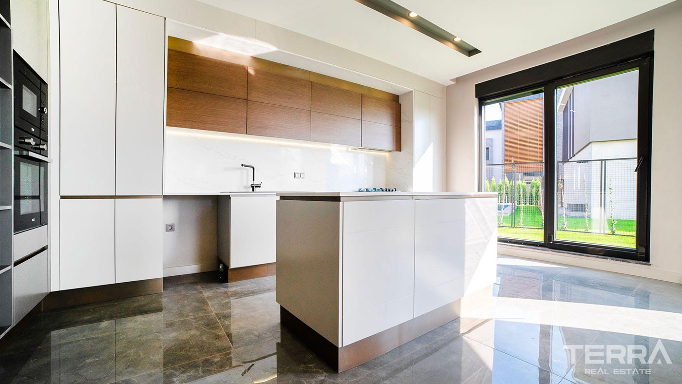 Luxurious Living Villas Suitable for Turkish Citizenship in Antalya - 78812