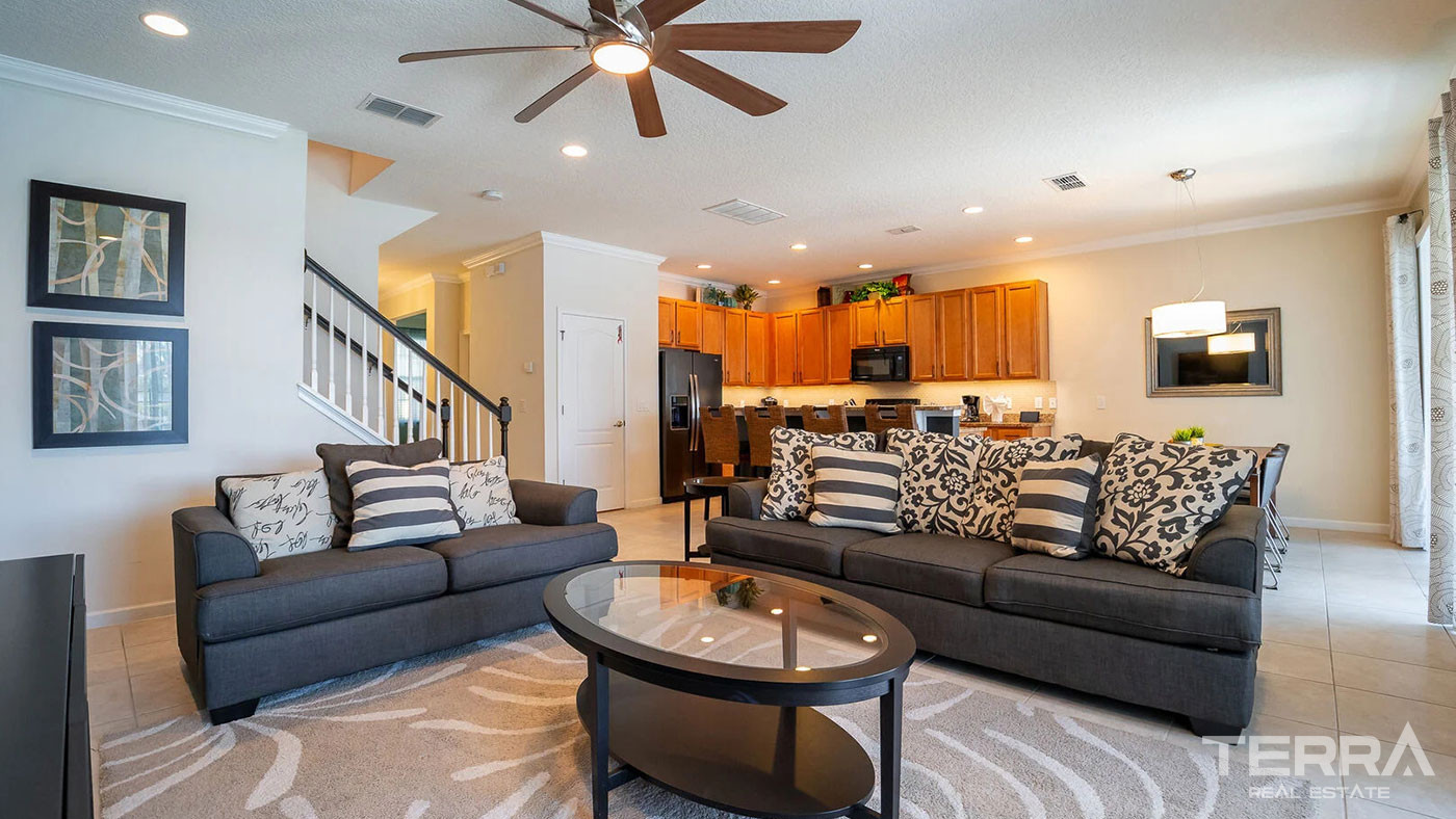 Resort Style On Site Amenities from Exclusive Villas in Orlando - 78698