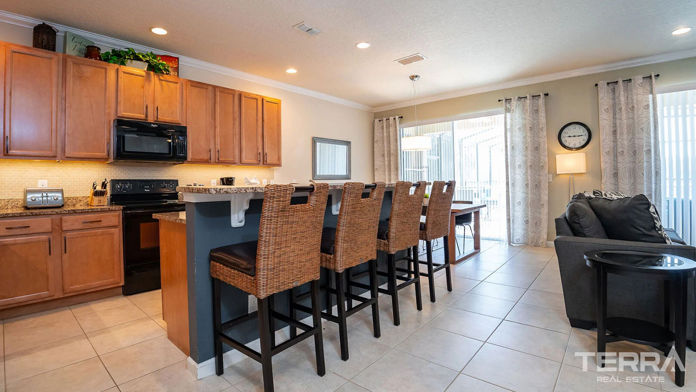 Resort Style On Site Amenities from Exclusive Villas in Orlando - 78699