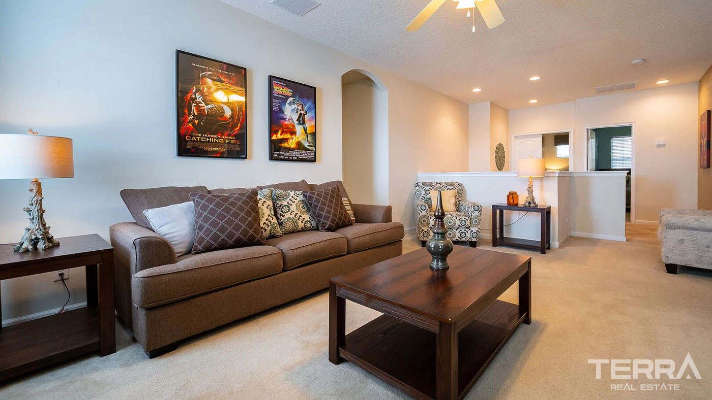 Resort Style On Site Amenities from Exclusive Villas in Orlando - 78704