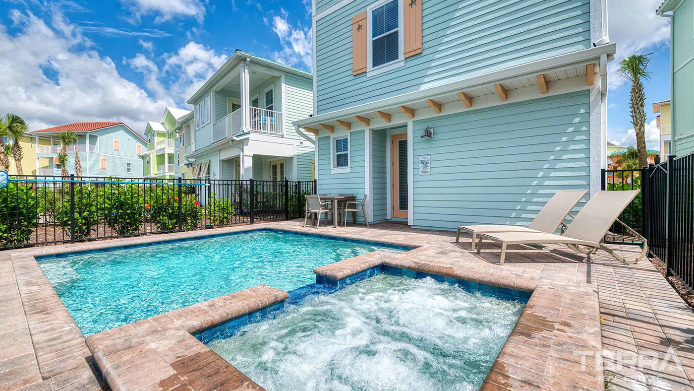 Pet Friendly Resort Villas with Exclusive Amenities in Orlando - 79409